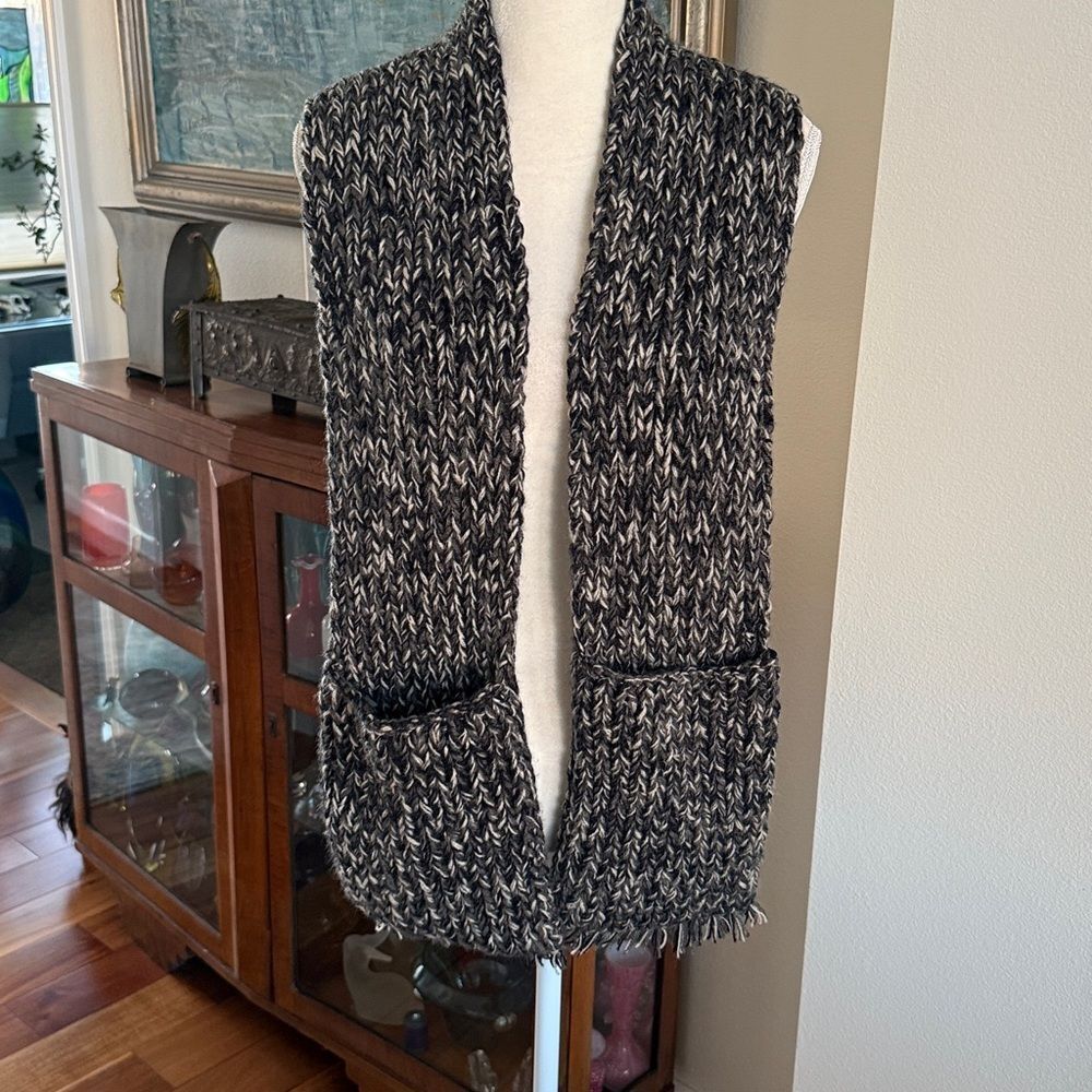 Wooden Ships long scarf w/ pockets